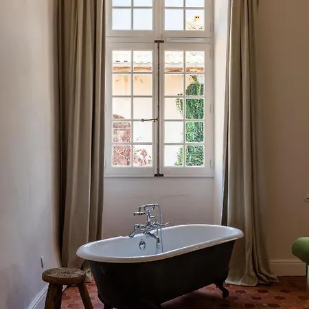 منتجع Maison Salix Vallabrègues